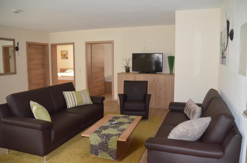 ลันด์โฮเทล ซุม อัดเลอร์ Hotel Oberbechingen ห้อง รูปภาพ
